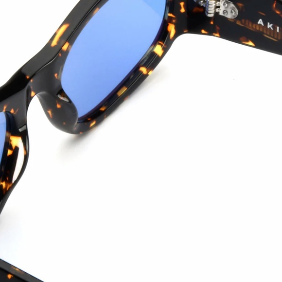 AKILA EAZY Sunglasses Brand New With Original Case main image 4